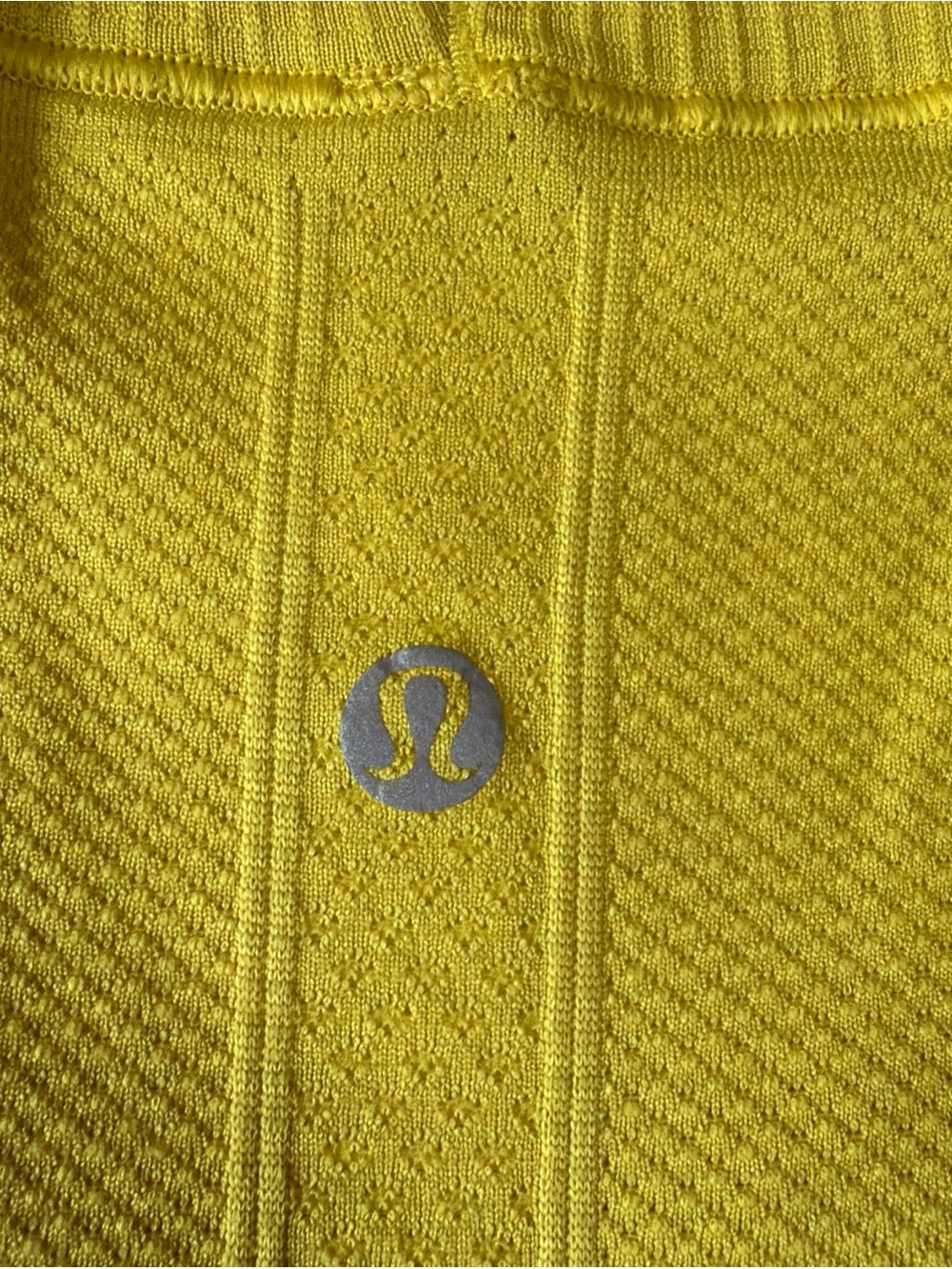 Lululemon Swiftly Tech 2.0 Short Sleeve Tee Gold Yellow Mustard Women’s Size 8 - Picture 7 of 7